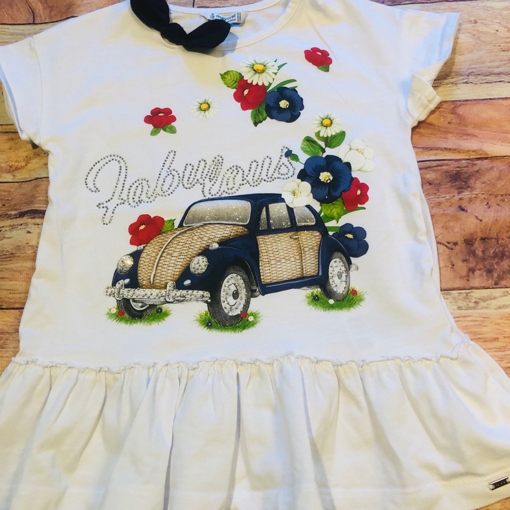 Mayoral t-shirt, 5t, euc